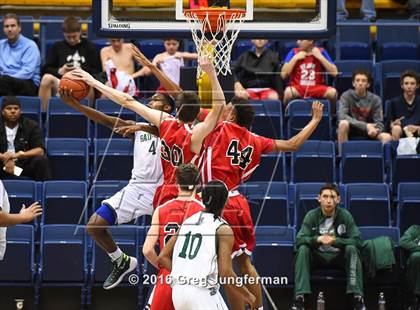 Thumbnail 2 in El Cerrito vs. Albany Academy for Boys (MaxPreps MLK Classic) photogallery.