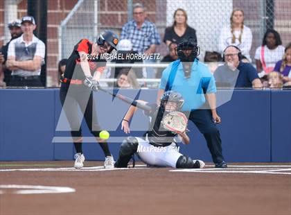 Thumbnail 1 in Sachse vs. Rockwall (UIL 6A Softball Bi-District) photogallery.