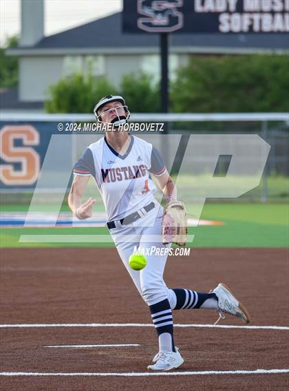 Thumbnail 1 in Sachse vs. Rockwall (UIL 6A Softball Bi-District) photogallery.