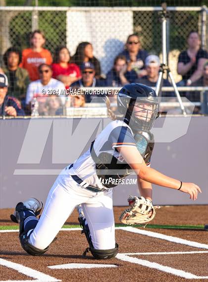 Thumbnail 3 in Sachse vs. Rockwall (UIL 6A Softball Bi-District) photogallery.