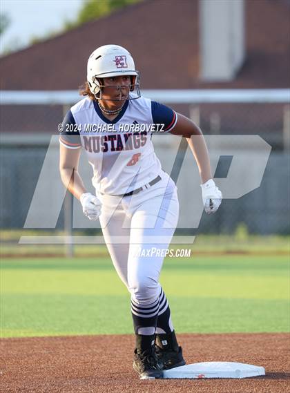 Thumbnail 1 in Sachse vs. Rockwall (UIL 6A Softball Bi-District) photogallery.
