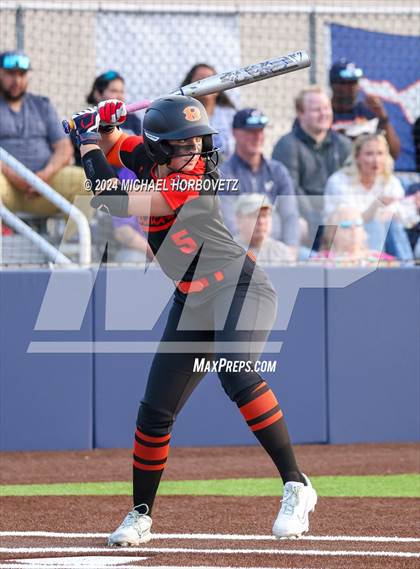 Thumbnail 2 in Sachse vs. Rockwall (UIL 6A Softball Bi-District) photogallery.
