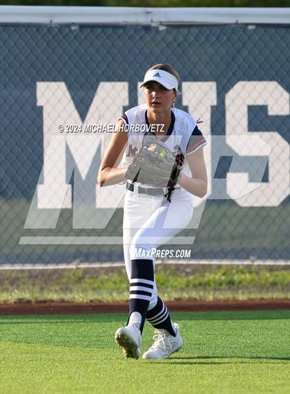 Thumbnail 3 in Sachse vs. Rockwall (UIL 6A Softball Bi-District) photogallery.