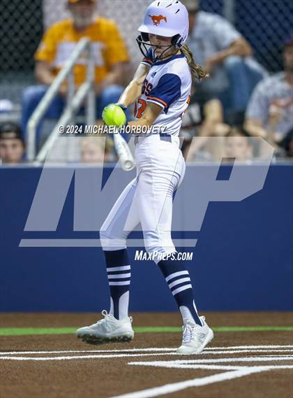 Thumbnail 3 in Sachse vs. Rockwall (UIL 6A Softball Bi-District) photogallery.