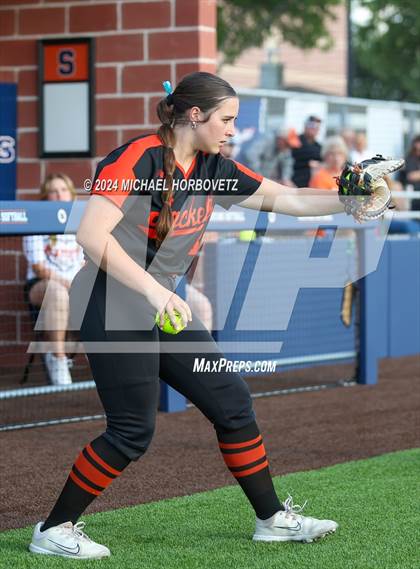 Thumbnail 3 in Sachse vs. Rockwall (UIL 6A Softball Bi-District) photogallery.