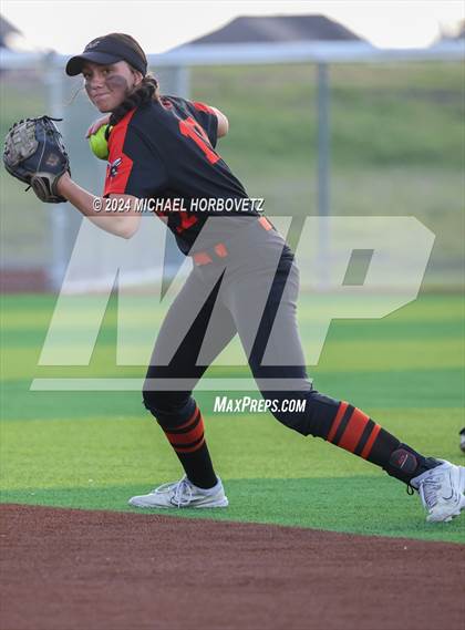 Thumbnail 1 in Sachse vs. Rockwall (UIL 6A Softball Bi-District) photogallery.