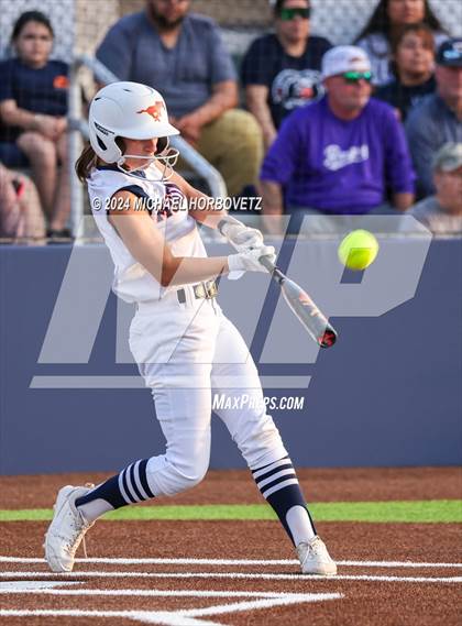 Thumbnail 1 in Sachse vs. Rockwall (UIL 6A Softball Bi-District) photogallery.