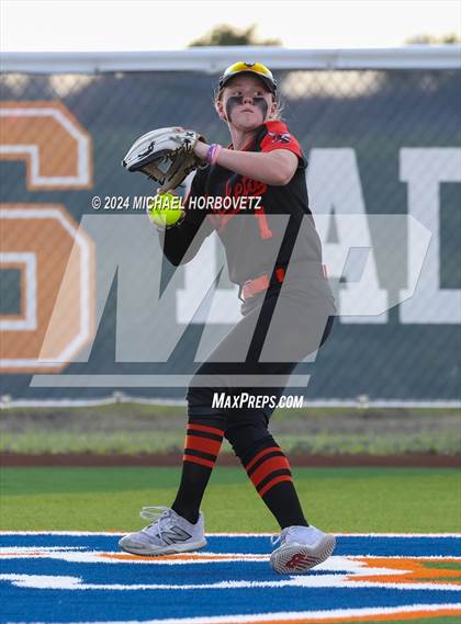 Thumbnail 2 in Sachse vs. Rockwall (UIL 6A Bi-District) photogallery.