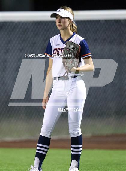 Thumbnail 2 in Sachse vs. Rockwall (UIL 6A Softball Bi-District) photogallery.