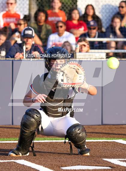 Thumbnail 1 in Sachse vs. Rockwall (UIL 6A Softball Bi-District) photogallery.