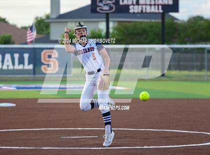 Thumbnail 3 in Sachse vs. Rockwall (UIL 6A Softball Bi-District) photogallery.