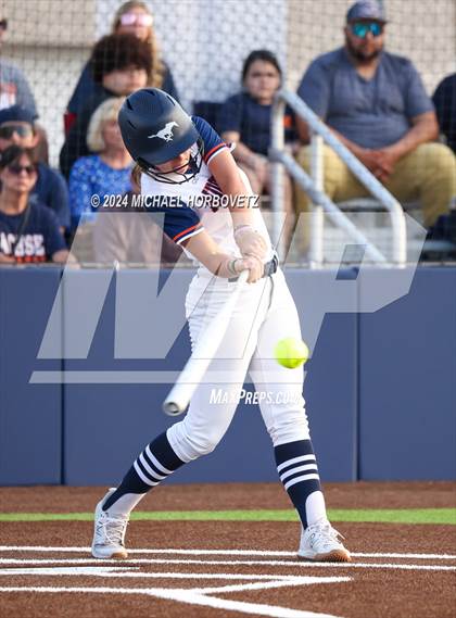 Thumbnail 3 in Sachse vs. Rockwall (UIL 6A Softball Bi-District) photogallery.