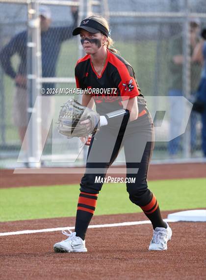 Thumbnail 1 in Sachse vs. Rockwall (UIL 6A Softball Bi-District) photogallery.