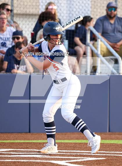Thumbnail 2 in Sachse vs. Rockwall (UIL 6A Softball Bi-District) photogallery.
