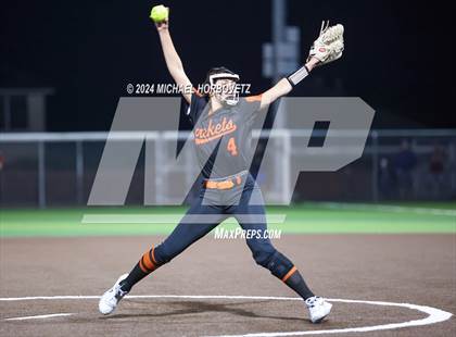 Thumbnail 2 in Sachse vs. Rockwall (UIL 6A Softball Bi-District) photogallery.