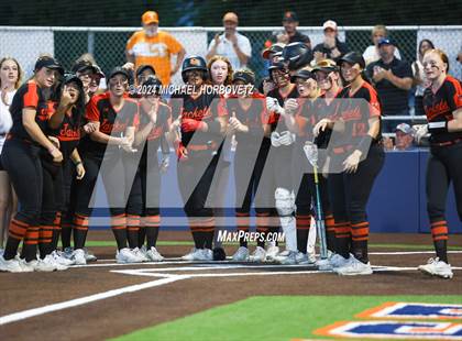 Thumbnail 3 in Sachse vs. Rockwall (UIL 6A Softball Bi-District) photogallery.