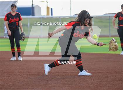 Thumbnail 3 in Sachse vs. Rockwall (UIL 6A Softball Bi-District) photogallery.