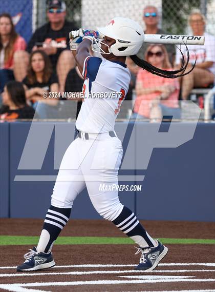 Thumbnail 1 in Sachse vs. Rockwall (UIL 6A Softball Bi-District) photogallery.