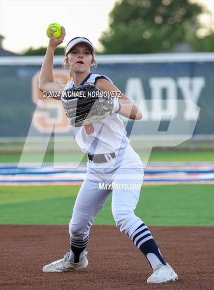 Thumbnail 1 in Sachse vs. Rockwall (UIL 6A Softball Bi-District) photogallery.