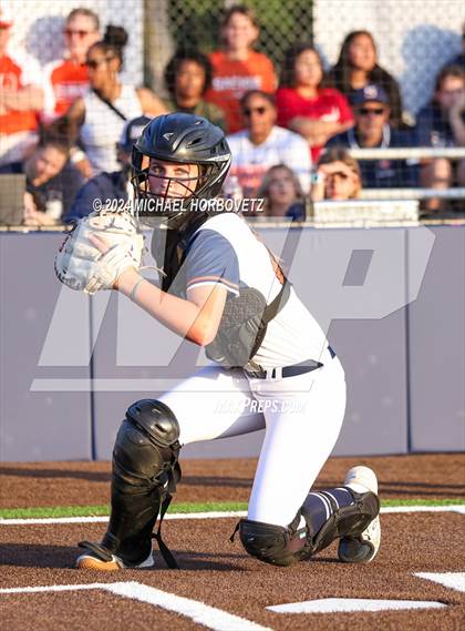 Thumbnail 3 in Sachse vs. Rockwall (UIL 6A Softball Bi-District) photogallery.