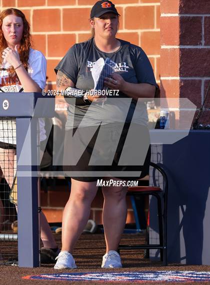 Thumbnail 3 in Sachse vs. Rockwall (UIL 6A Softball Bi-District) photogallery.