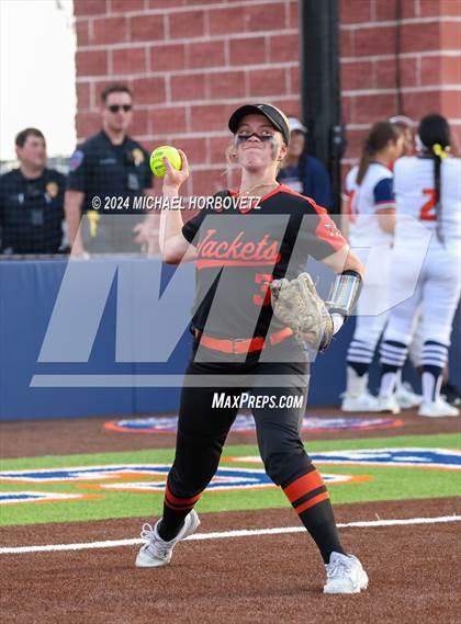Thumbnail 1 in Sachse vs. Rockwall (UIL 6A Softball Bi-District) photogallery.