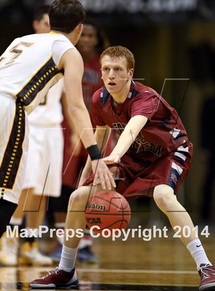 Thumbnail 1 in Pueblo East vs. Sand Creek (CHSAA 4A Semifinal) photogallery.
