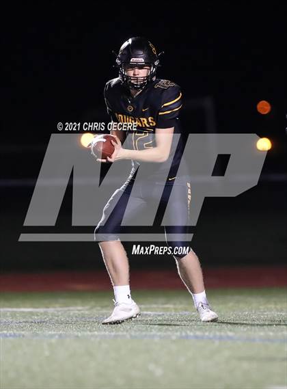 Thumbnail 3 in Wilson Magnet @ Honeoye Falls-Lima photogallery.