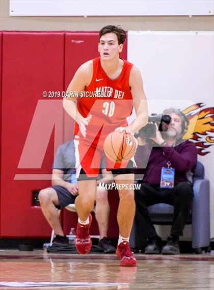 Thumbnail 3 in Mater Dei vs Perry (Hoophall West Tournament)  photogallery.
