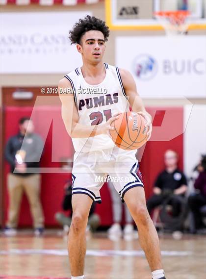 Thumbnail 1 in Mater Dei vs Perry (Hoophall West Tournament)  photogallery.