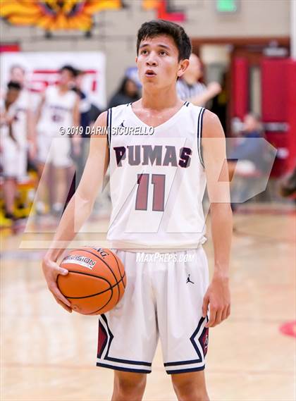 Thumbnail 3 in Mater Dei vs Perry (Hoophall West Tournament)  photogallery.