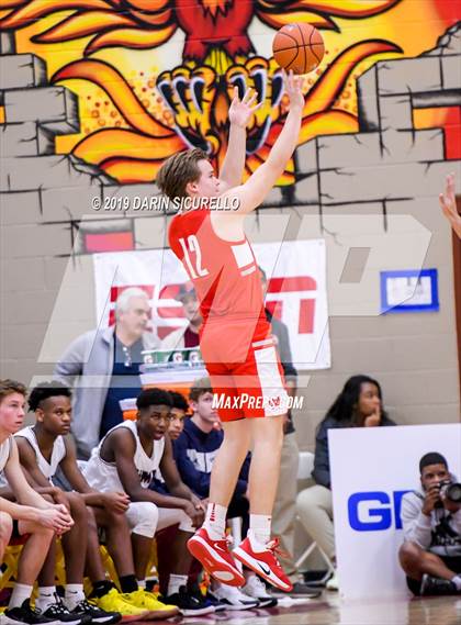 Thumbnail 1 in Mater Dei vs Perry (Hoophall West Tournament)  photogallery.