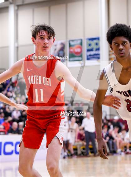 Thumbnail 1 in Mater Dei vs Perry (Hoophall West Tournament)  photogallery.