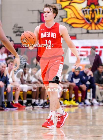 Thumbnail 2 in Mater Dei vs Perry (Hoophall West Tournament)  photogallery.