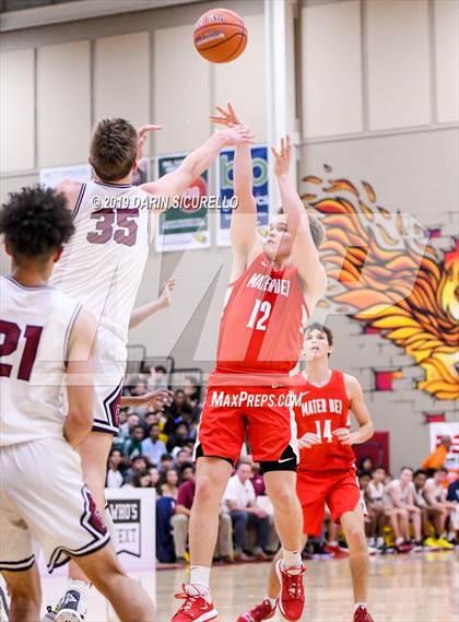 Thumbnail 3 in Mater Dei vs Perry (Hoophall West Tournament)  photogallery.