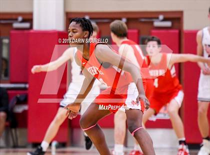 Thumbnail 2 in Mater Dei vs Perry (Hoophall West Tournament)  photogallery.