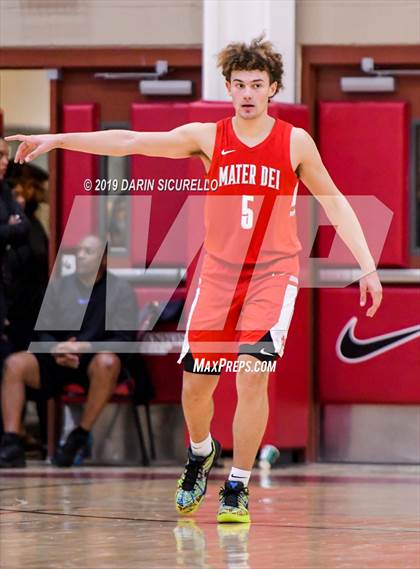Thumbnail 2 in Mater Dei vs Perry (Hoophall West Tournament)  photogallery.