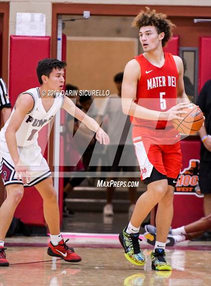 Thumbnail 2 in Mater Dei vs Perry (Hoophall West Tournament)  photogallery.