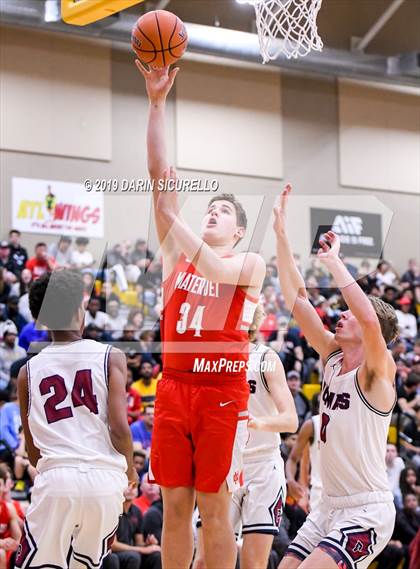 Thumbnail 2 in Mater Dei vs Perry (Hoophall West Tournament)  photogallery.