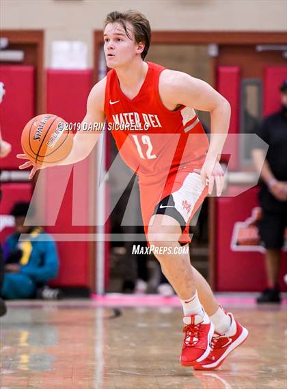 Thumbnail 3 in Mater Dei vs Perry (Hoophall West Tournament)  photogallery.