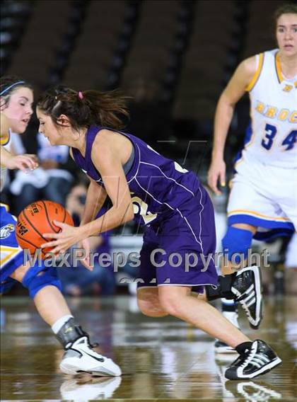 Thumbnail 3 in Brock vs. San Saba (UIL 2A Semifinal) photogallery.