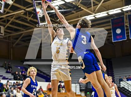 Thumbnail 3 in Delta vs. Tipton (Fieldhouse Classic) photogallery.