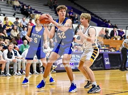 Thumbnail 1 in Delta vs. Tipton (Fieldhouse Classic) photogallery.