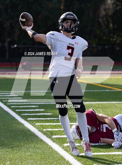 Thumbnail 3 in Summerville @ Sacred Heart Prep (CIF State Division 6-A Regional Final) photogallery.