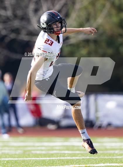 Thumbnail 2 in Summerville @ Sacred Heart Prep (CIF State Division 6-A Regional Final) photogallery.