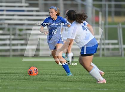 Thumbnail 3 in Franklin Central vs. Hamilton Southeastern  photogallery.