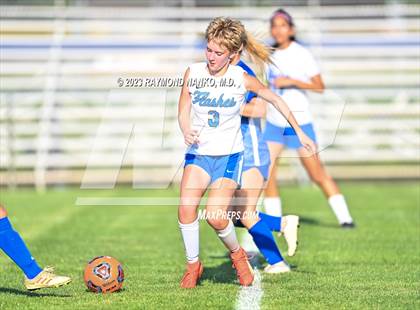 Thumbnail 2 in Franklin Central vs. Hamilton Southeastern  photogallery.