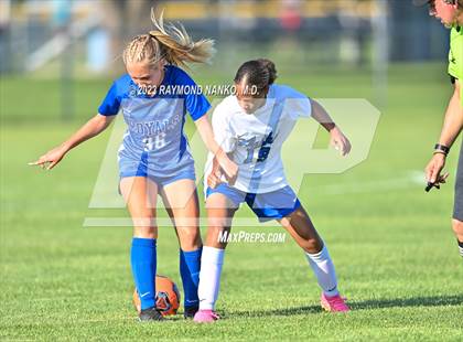 Thumbnail 3 in Franklin Central vs. Hamilton Southeastern  photogallery.
