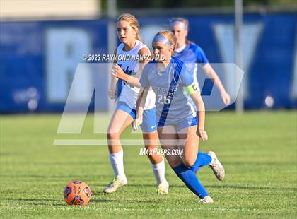 Thumbnail 2 in Franklin Central vs. Hamilton Southeastern  photogallery.