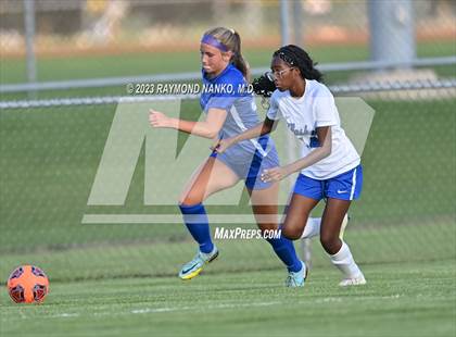 Thumbnail 2 in Franklin Central vs. Hamilton Southeastern  photogallery.